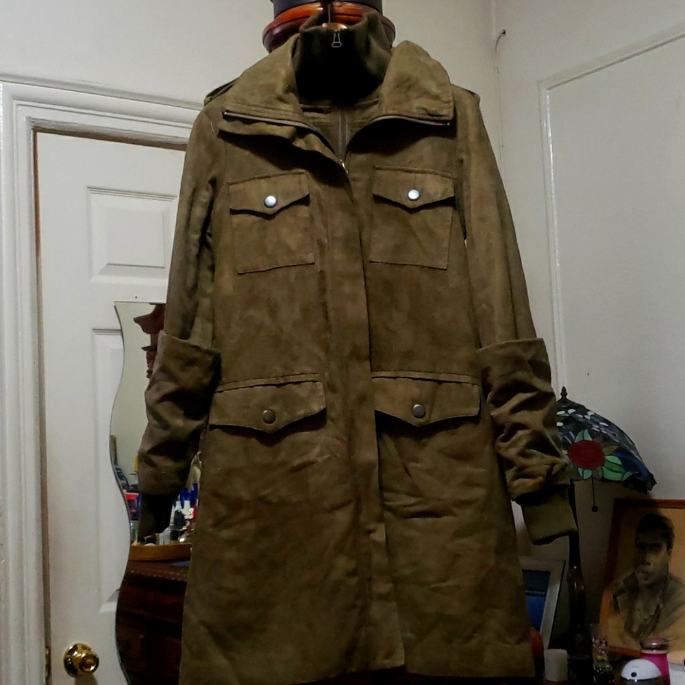 Women's Authentic jacket....
